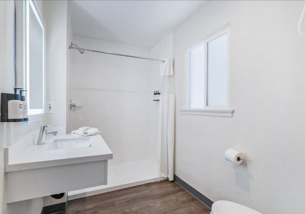 Pacific Shores Inn - Morro Bay image 67