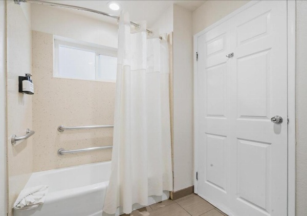 Pacific Shores Inn - Morro Bay image 73